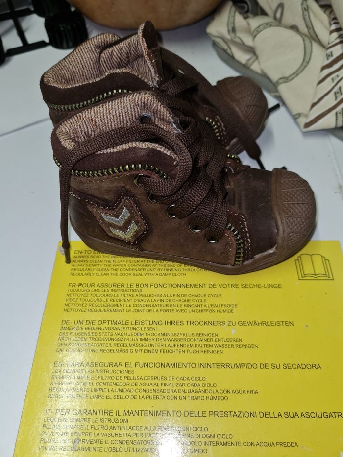 Chaussures marron 20
