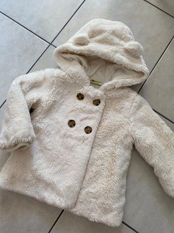 Veste fourrure crème fille 23 mois