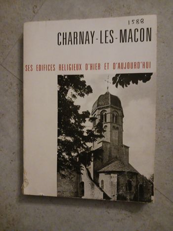 livre Charnay les Mâcon ses édifices religieux