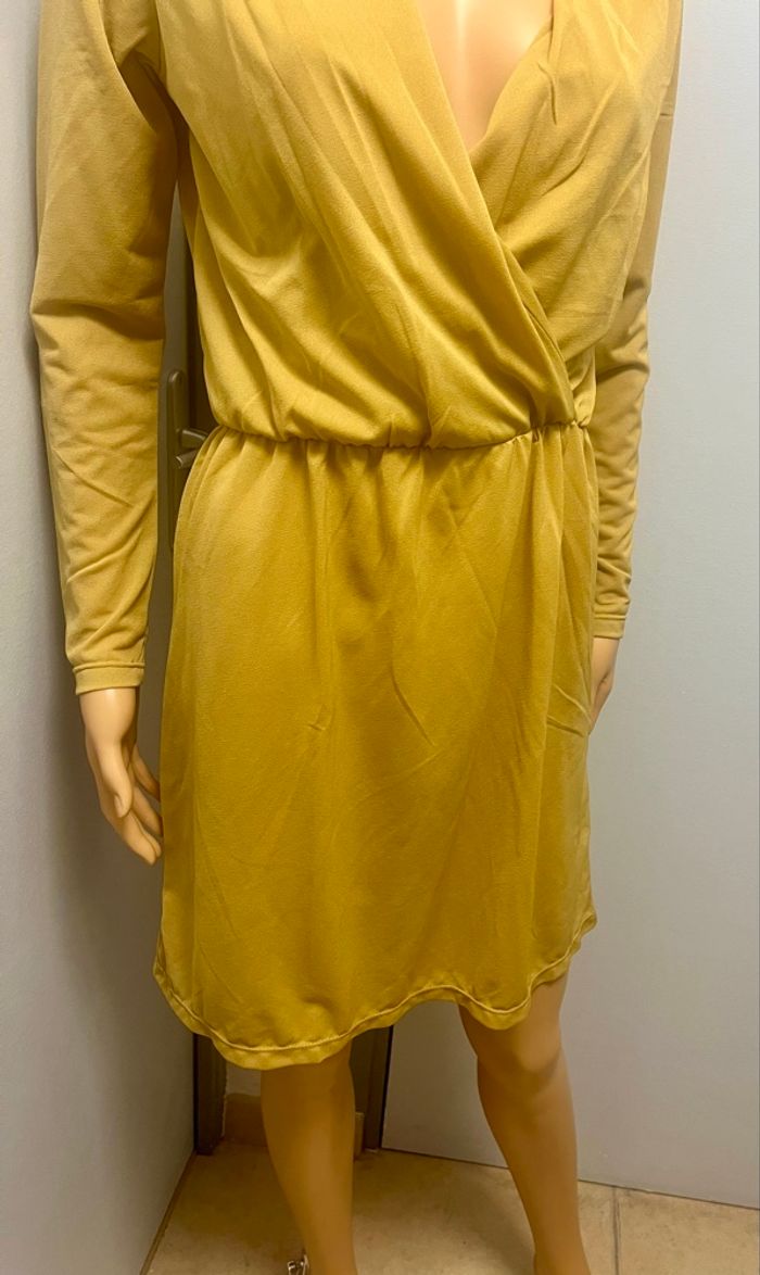 Robe moutarde tex - photo numéro 2