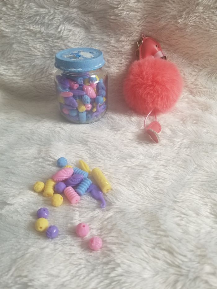 Lot de perles pastel