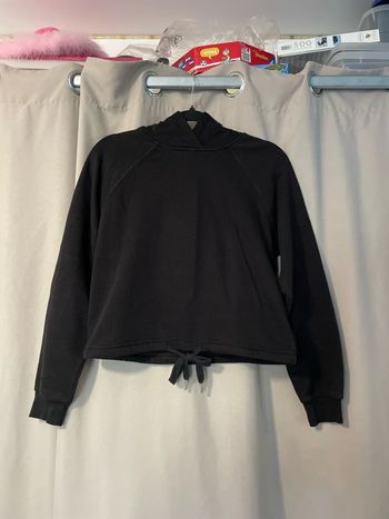 Sweat à capuche court