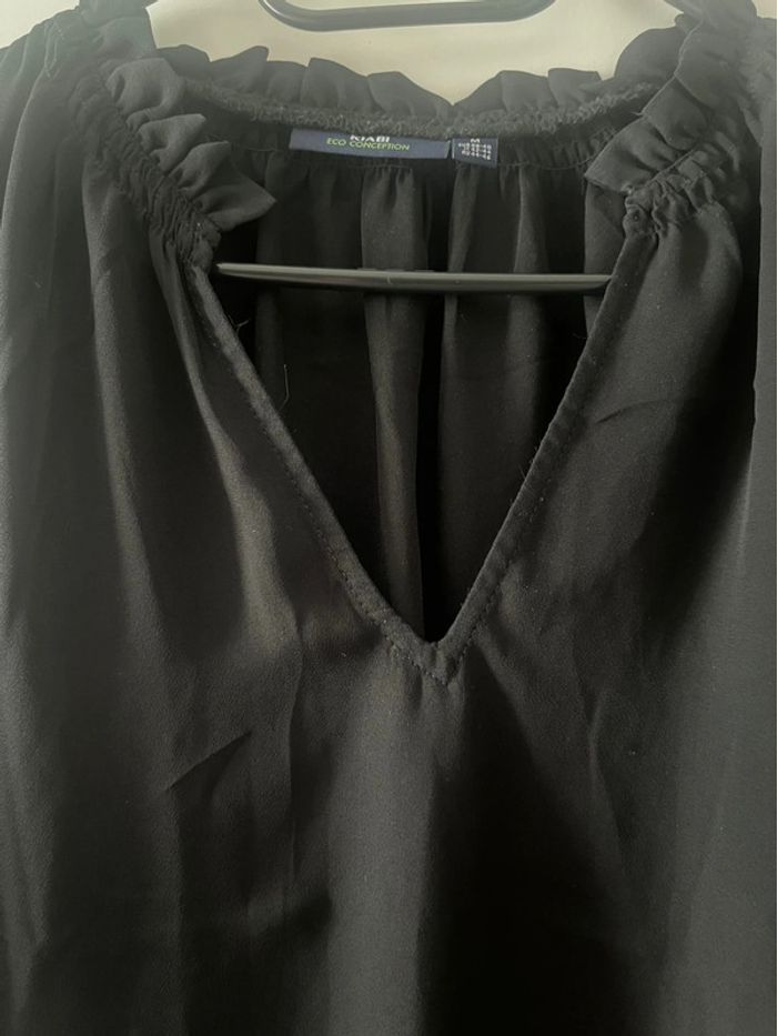 Blouse noire sans manches taille M - photo numéro 3