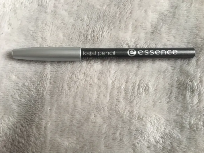 Crayon essence gris avec des nacres