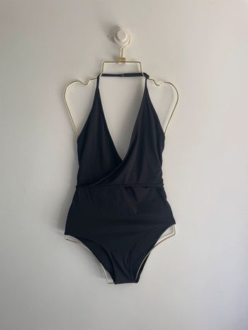 Maillot une pièce noir COS cache-cœur