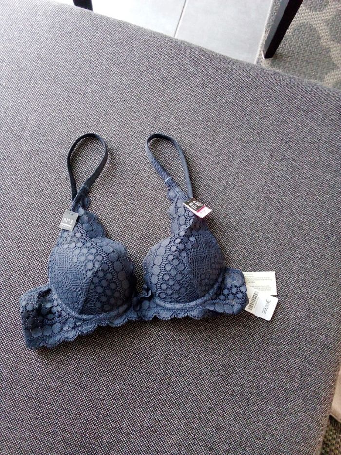 Soutien gorge neuf Etam