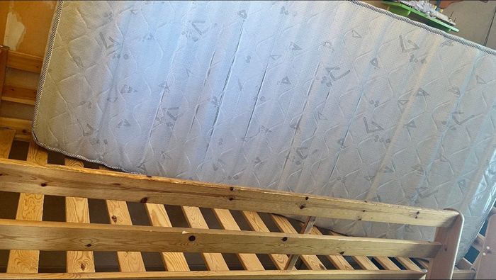 Lit haut - photo numéro 2