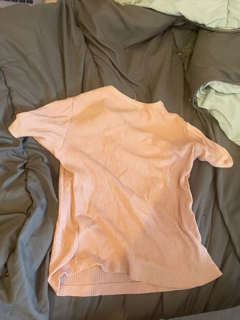 T-shirt rose pâle taille S 