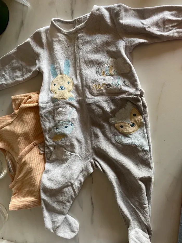 4 pyjamas 12 mois - photo numéro 5