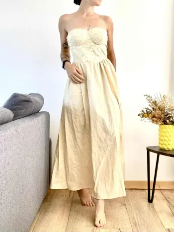 Robe Boohoo en taille S - Neuve avec étiquettes