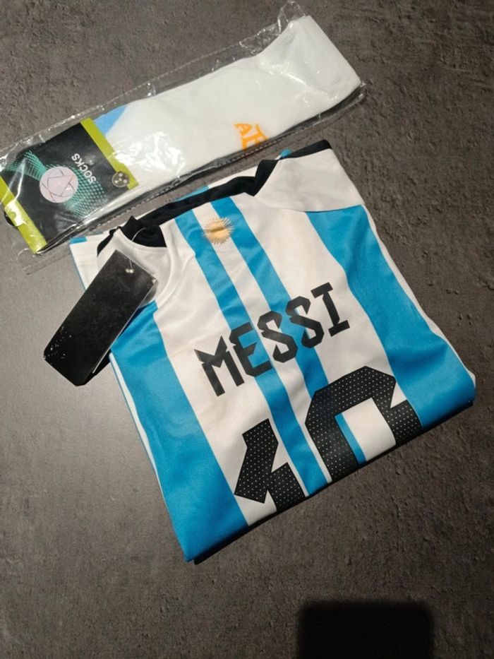 Tenue football Léo Messi argentine. T.24 - photo numéro 4