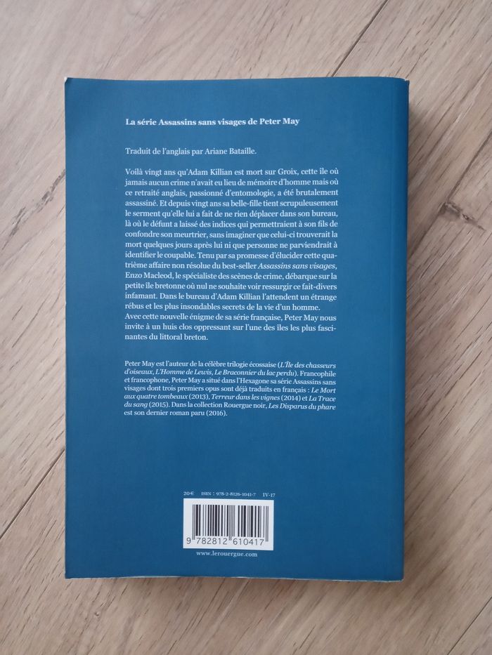 Livre L'île au rébus - photo numéro 2