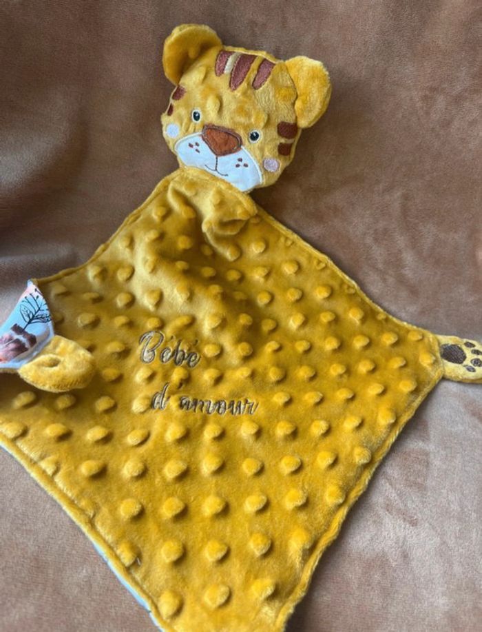 Doudou tigre brodé neuf - photo numéro 10