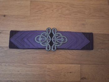 Ceinture de taille neuve, couleur violette