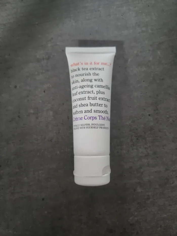 Crème corps au thé noir
