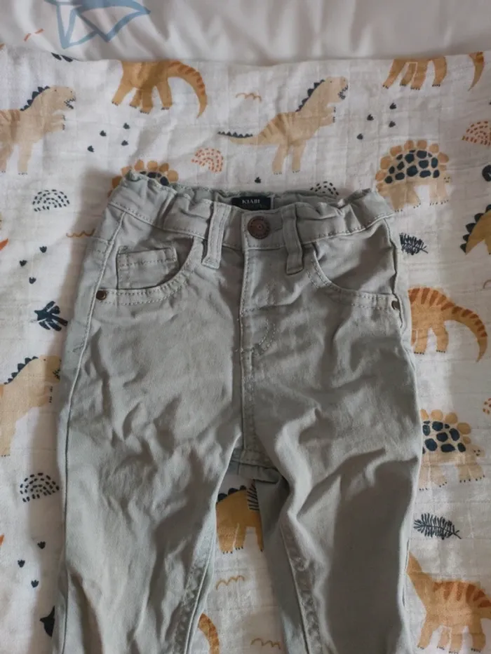 Pantalon vert d'eau Kiabi 12 mois excellent état - photo numéro 2