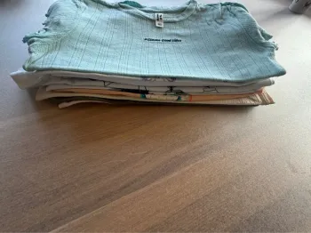 Lot de 9 tee shirts 10 ans