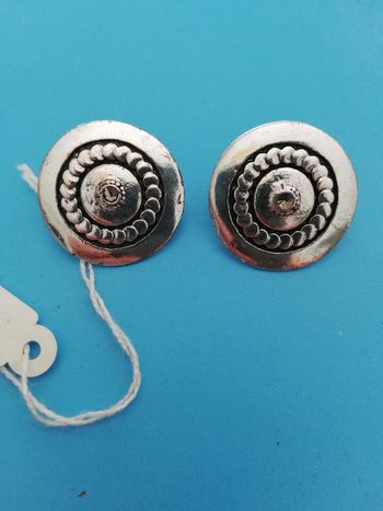 Boucles d oreilles  argentées neuves avec étiquette