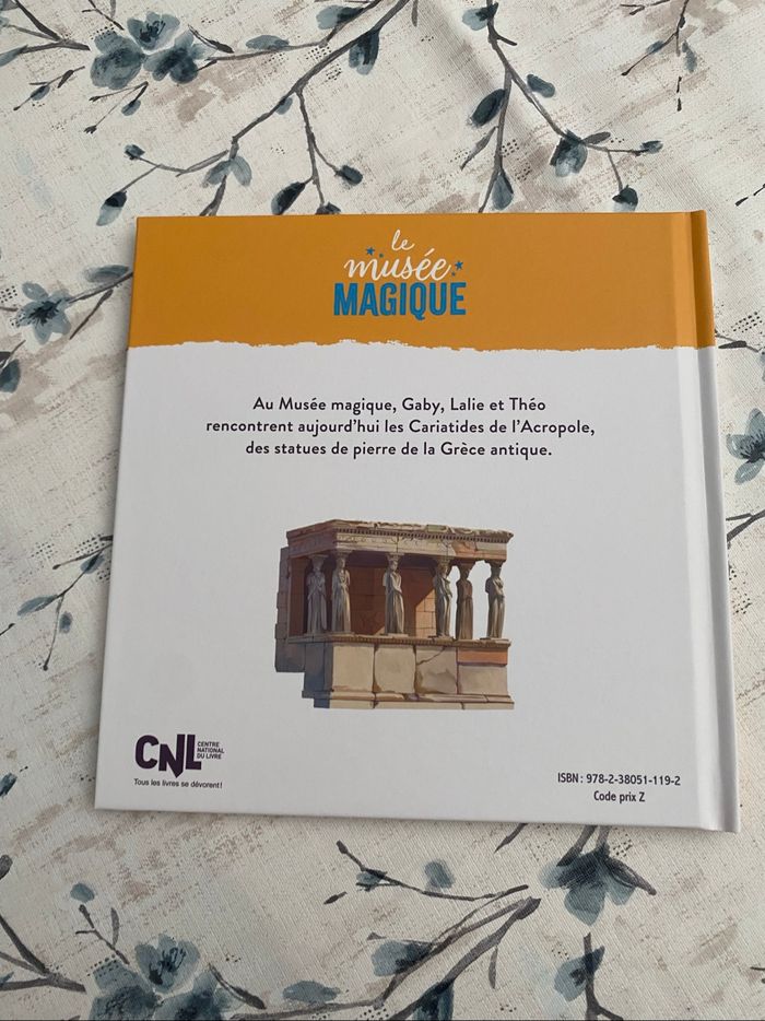 Livre « Les Cariatides de l’Acropole » - photo numéro 2