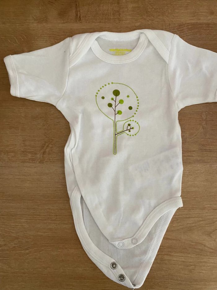 Lot de 3 bodies 3 mois - photo numéro 6