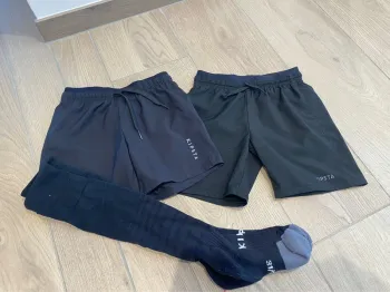 Lot de 2 short de foot et chaussettes Kipsta