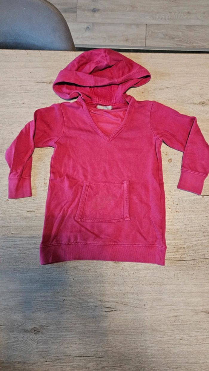 Tunique fushia à manches longues et capuche, 3 Suisse, 114 (5/6 ans)