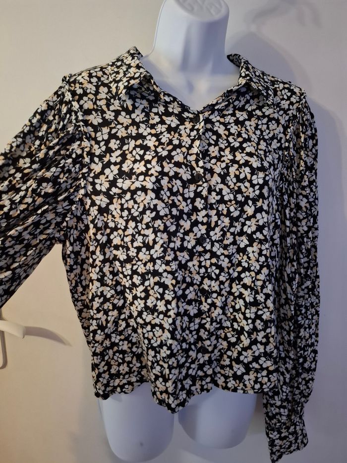 Chemise zara taille 38 en tres bon etat - photo numéro 2