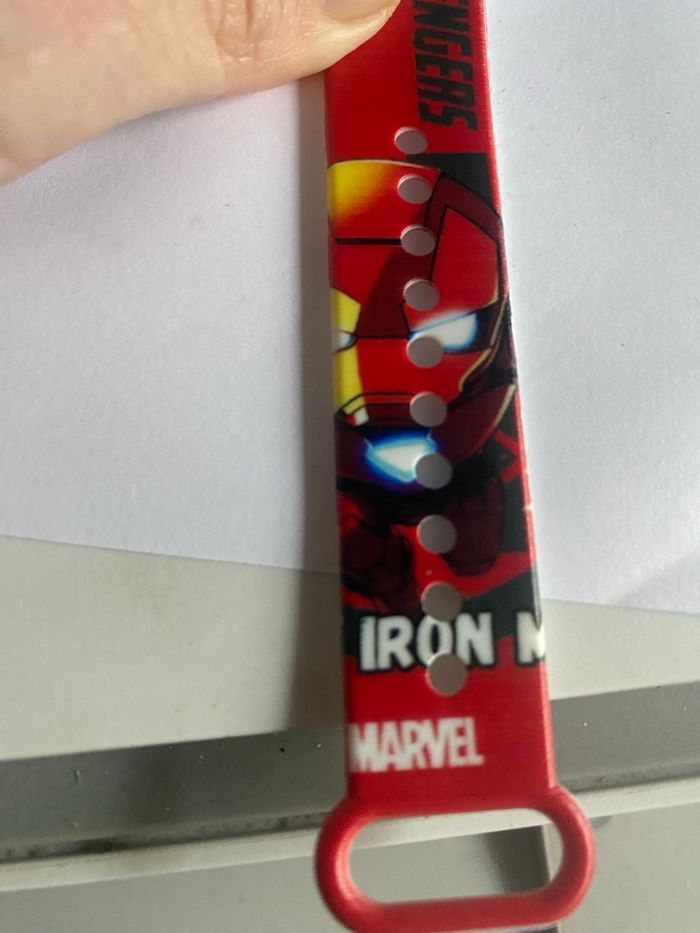 Montre digitale iron man - photo numéro 3