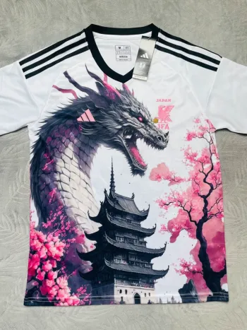 Maillot concept foot Japon blanc rose dragon taille M
