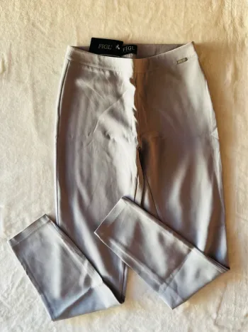 Pantalon neuf droit femme FIGL