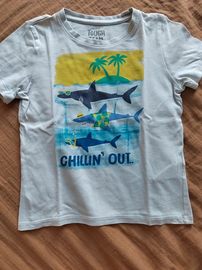 Lot de 4 tee-shirts 6 ans C&A - photo numéro 2