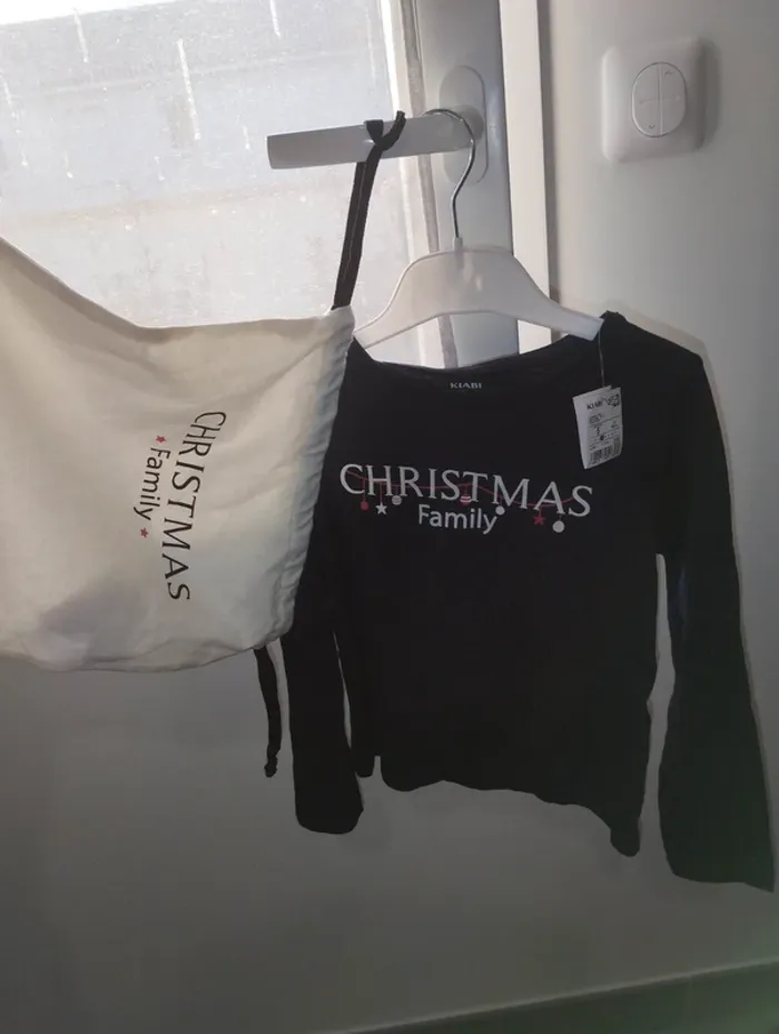 T shirt manche longue et poche5te