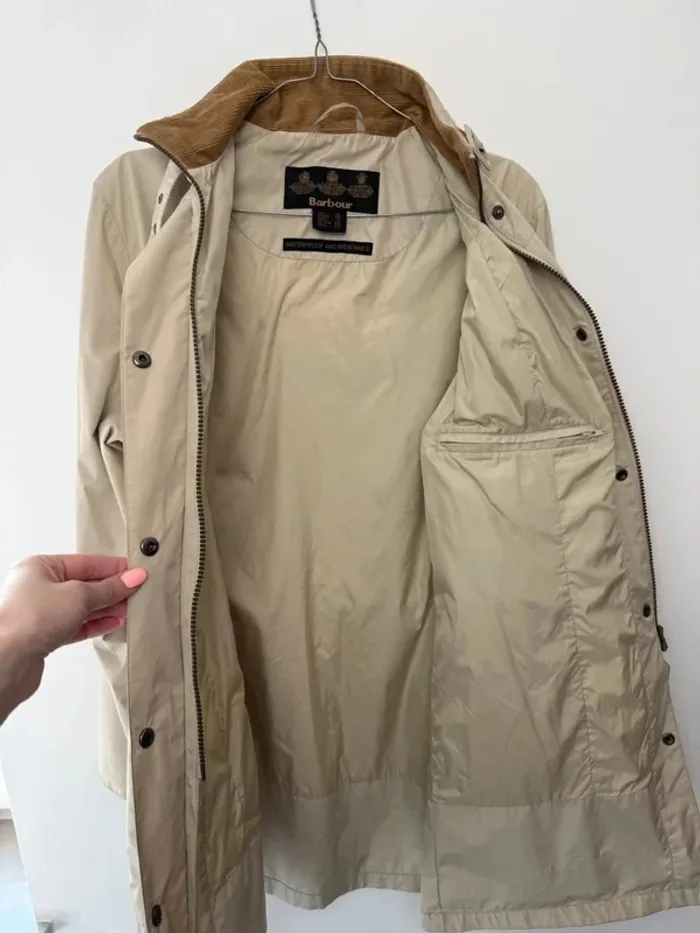 Magnifique Trench Barbour beige taille 38 parfait état - photo numéro 4