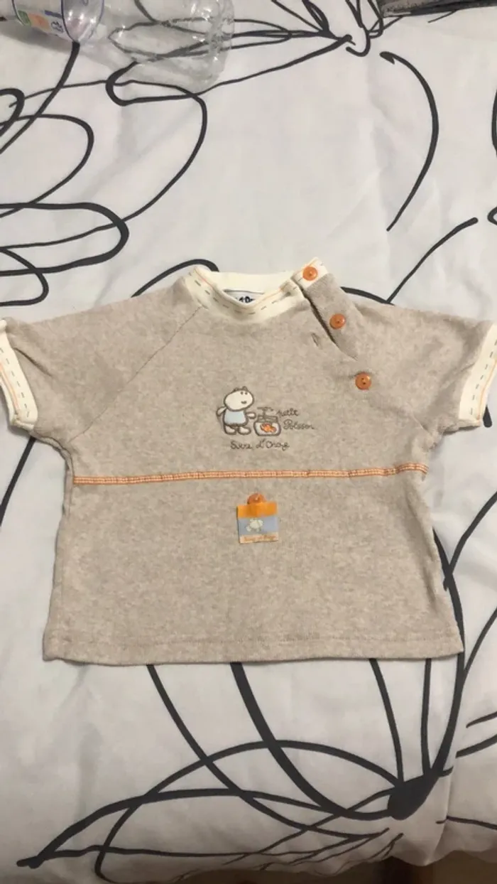 Teeshirt