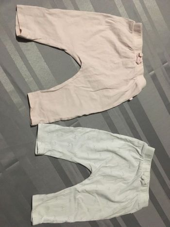 2 pantalons obaibi 9 mois
