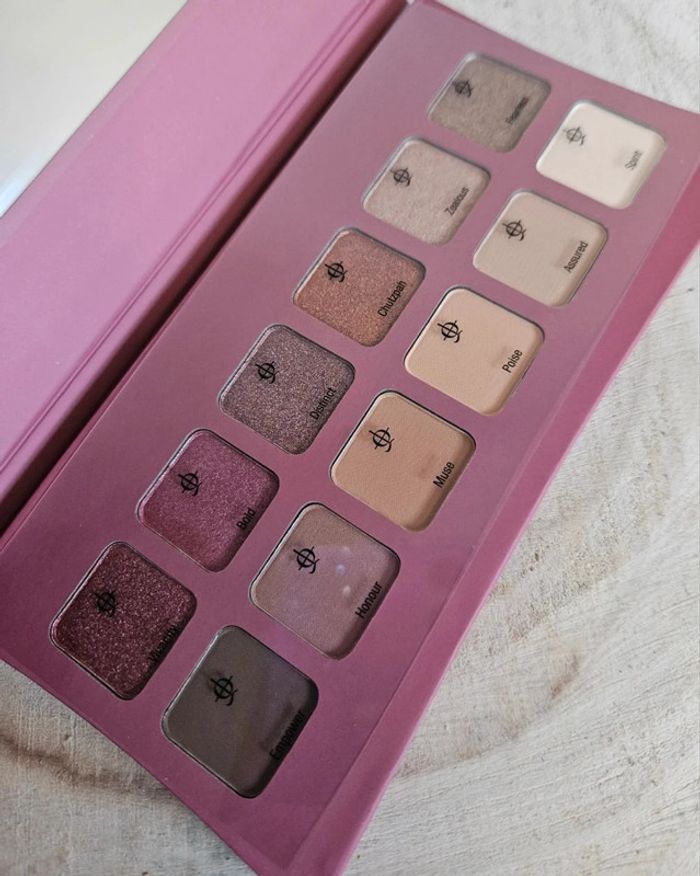 Maquillages Illamasqua 💄 - photo numéro 7