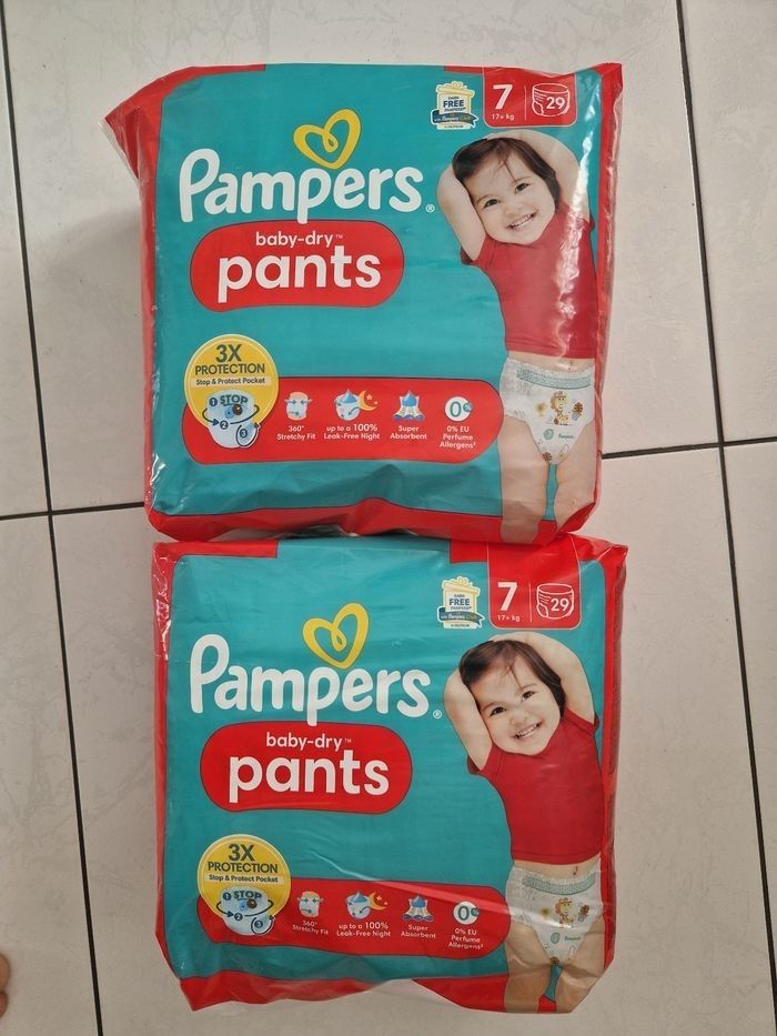 58 pants taille 7 pampers