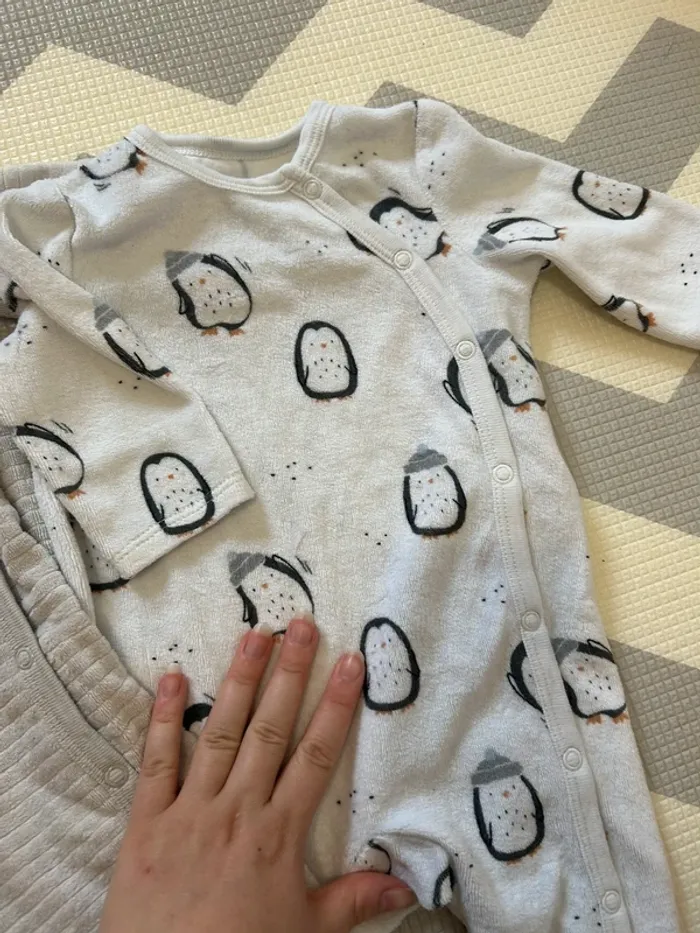 Lot pyjama bébé - photo numéro 7