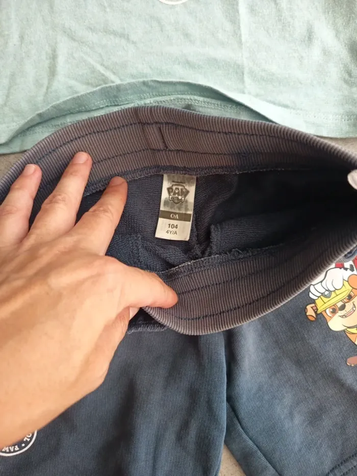 Ensemble Tshirt short C&A - photo numéro 3