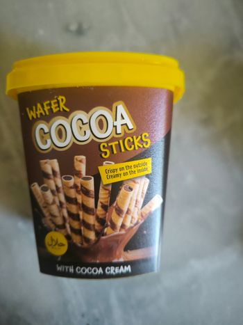 Une boîte de gaufrettes chocolat 