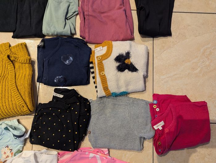 Lot vêtements fille 6ans - photo numéro 4