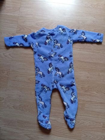 Pyjamas doux 9-12m primark