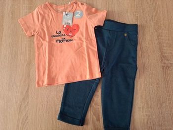 Ensemble neuf fille 12 mois