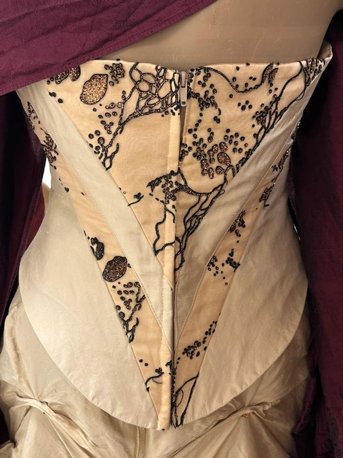 Ensemble jupe + corset + étole - photo numéro 3