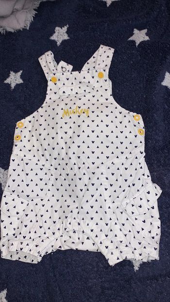Salopette combishort mickey 9 mois