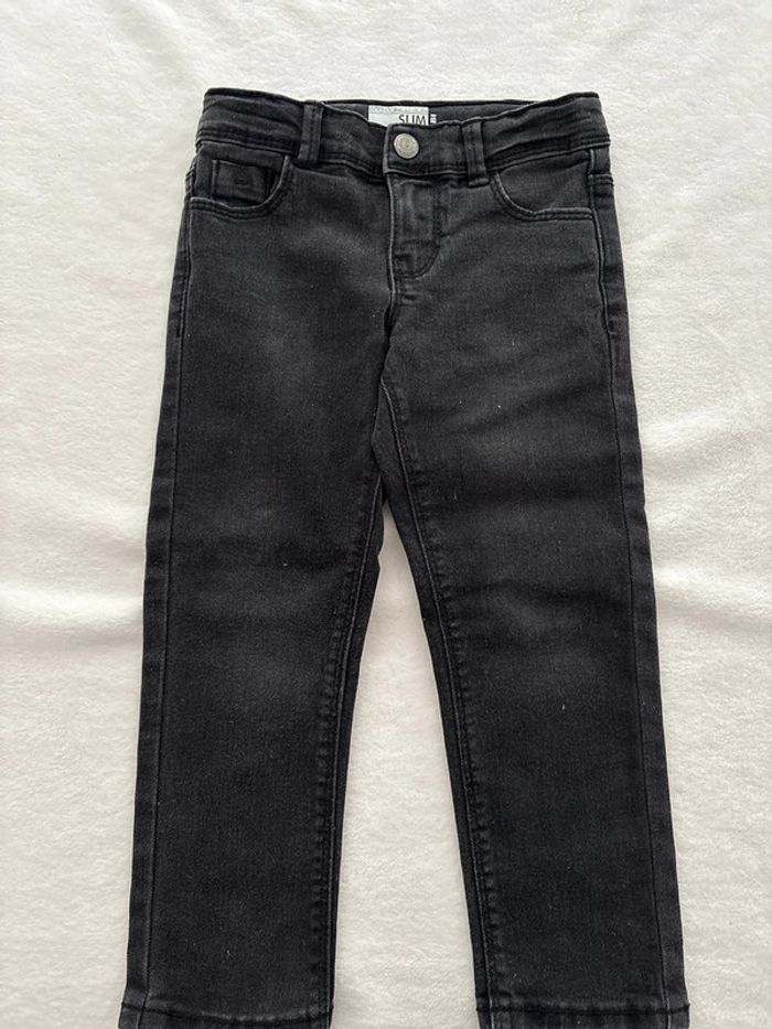 Jean slim noir 4 ans