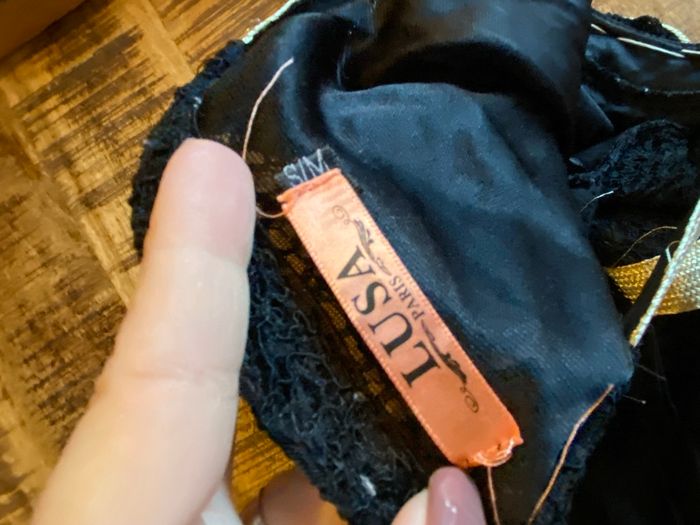 Robe longue noire et dorée LUSA Paris – Taille S/M - photo numéro 7