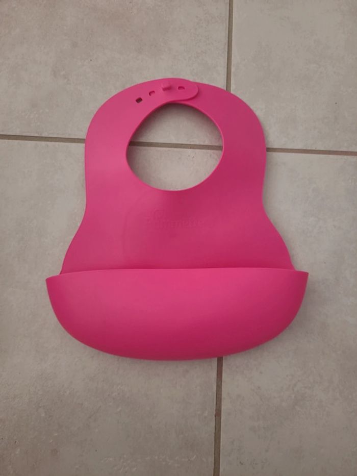 Bavoir réglable en plastique souple - photo numéro 1