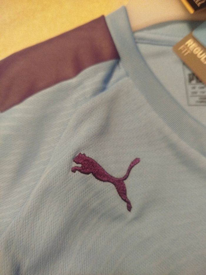 Tenue de foot Puma, équipe Manchester City taille 4/5  ans authentique neuf - photo numéro 4