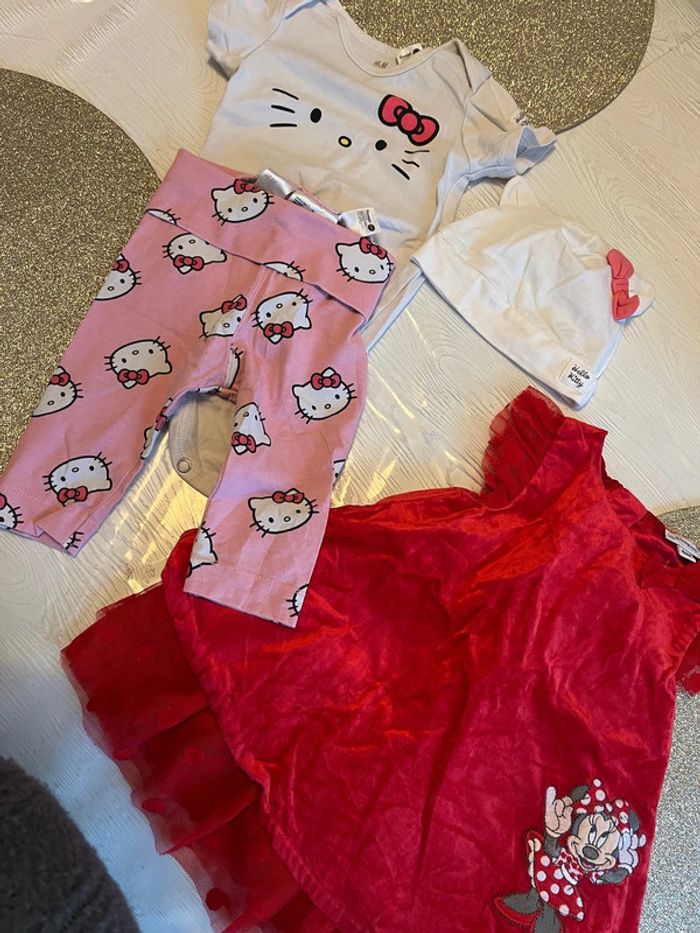 Lot bébé fille 45 pièces 1 à 12 mois - photo numéro 3